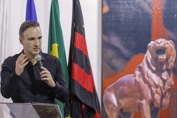 Posse do novo presidente do Sport, Matheus Souto Maior.  (Foto: Rafael Vieira/DP Foto)