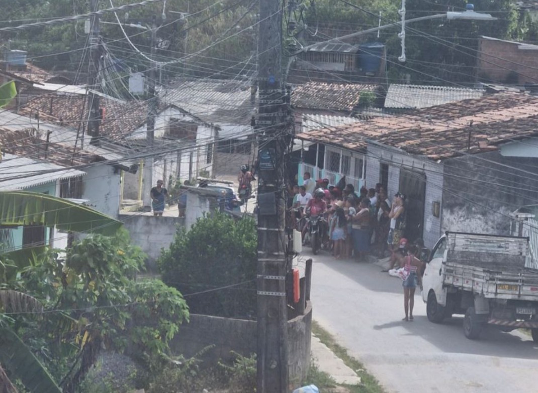 Caso ocorreu no bairro do Fosfato, em Abreu e Lima./Foto: Reprodução/Redes sociais