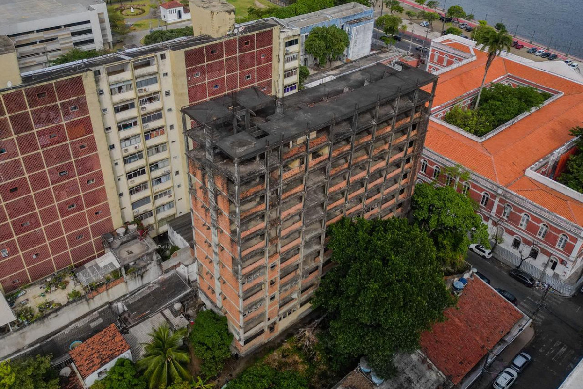 Edifício 13 de Maio, na Rua da União, Boa Vista/Francisco Silva/DP Foto
