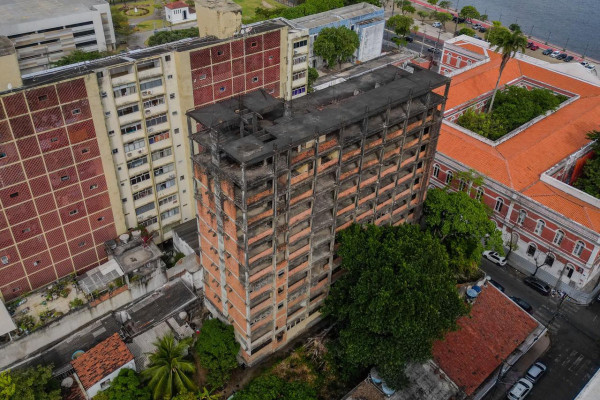 Edif&iacute;cio 13 de Maio, na Rua da Uni&atilde;o, Boa Vista