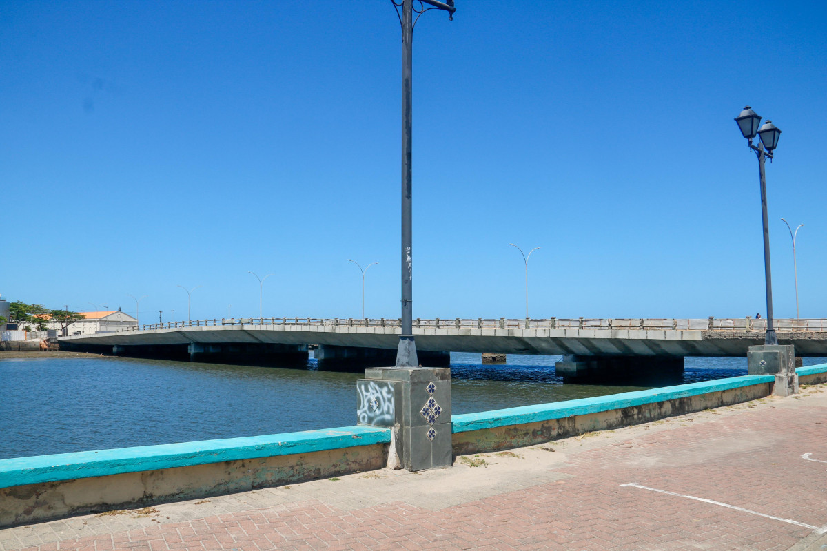 Ponte 12 de Setembro, popularmente conhecida como Ponte Giratória/Marina Torres/DP Foto