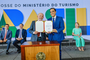  Presidente da Rep&uacute;blica, Luiz In&aacute;cio Lula da Silva, durante cerim&ocirc;nia de transmiss&atilde;o de cargo e posse do Ministro do Turismo, Gustavo Feliciano
