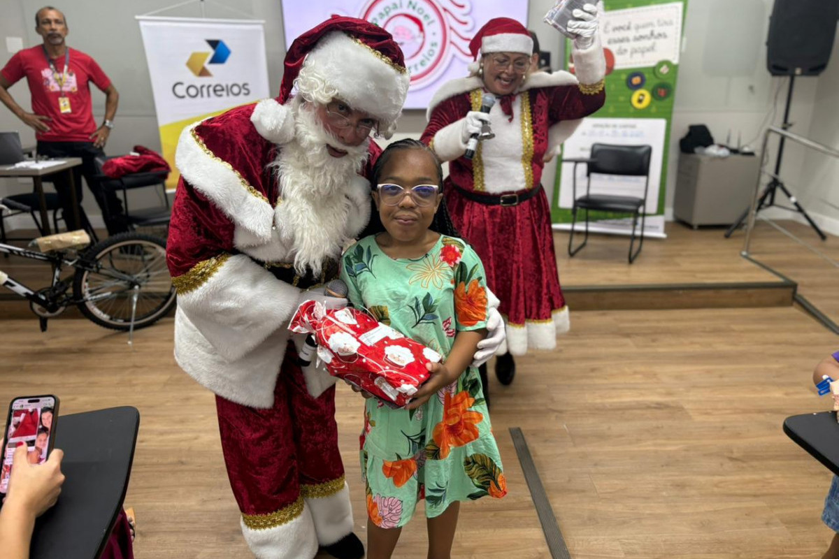 Em Pernambuco, 8 mil cartas foram adotadas na campanha (Foto: Paulo Nunes Costa/Correios (Comunicação))