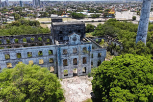 Segundo a gest&atilde;o estadual, toda a &aacute;rea de mais de 6 mil m&sup2; ser&aacute; transformada em um espa&ccedil;o de uso multidisciplinar, que visa favorecer pr&aacute;ticas pedag&oacute;gicas inovadoras. 
