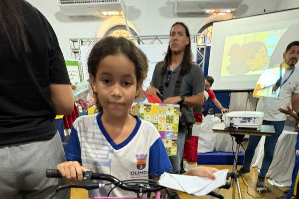 Em Pernambuco, 8 mil cartas foram adotadas na campanha (Foto: Paulo Nunes Costa/Correios (Comunicação))