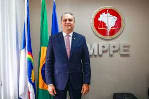 Procurador-geral Jos&eacute; Paulo Cavalcanti Xavier Filho apresentou balan&ccedil;o das a&ccedil;&otilde;es do MPPE em 2025