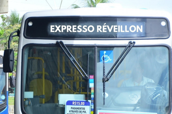 Para ter acesso ao Expresso Réveillon, os passageiros deverão pagar uma tarifa fixada de R$ 20,00, valor que contempla a viagem completa de ida e volta./Foto: Paulo Macie l/ Grande Recife Consórcio