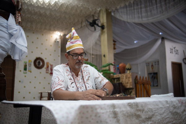 Babalorix&aacute; Marcelo Efrem T&rsquo;Oy&aacute; Alab&aacute;, do Il&ecirc; Ax&eacute; Arir&aacute; Ibon&atilde;