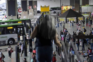 Segundo o levantamento, 83% da popula&ccedil;&atilde;o acredita que o pr&oacute;ximo ano ser&aacute; melhor do que o que se encerra, o equivalente a cerca de 135 milh&otilde;es de pessoas