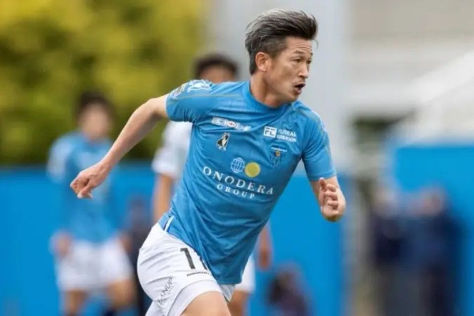 Kazu Miura, atacante japonês de 58 anos/Reprodução / Yokohama FC