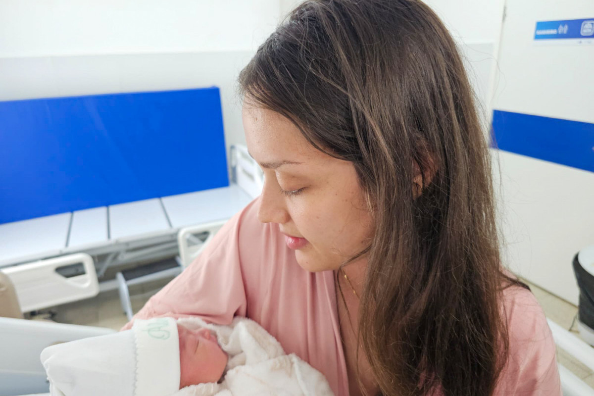 Álvaro Manoel Rodrigues Martins, nasceu 24 minutos após a virada para 2026 no Recife/Foto: Divulgação/ Sesau