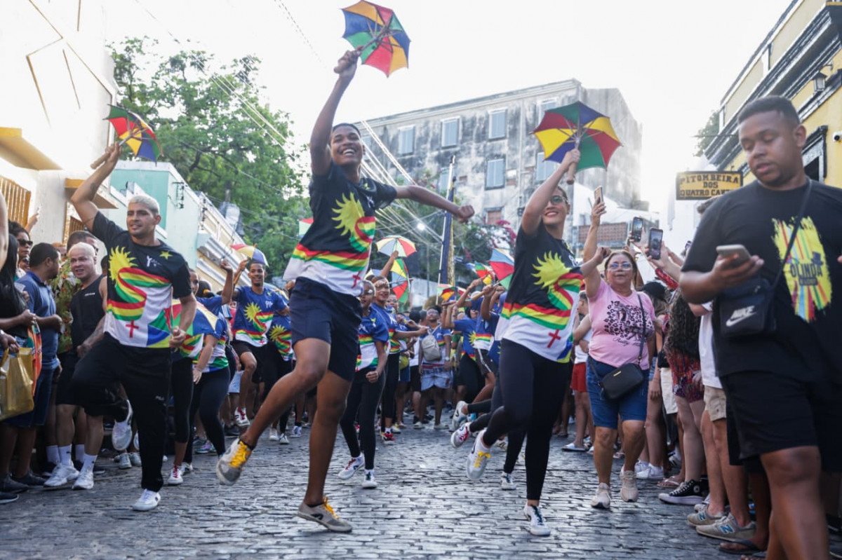 Prévias de carnaval atraem carnavalescos e turistas em Olinda/Foto: Sandy James/DP Foto