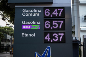 Aumento combust&iacute;vel. 