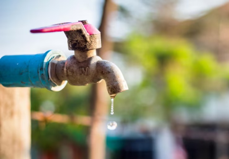 Falta d'água afeta localidades de Recife e Jaboatão/Foto: Freepik