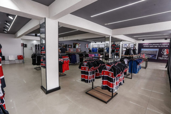 Loja do Santa Cruz no Arruda