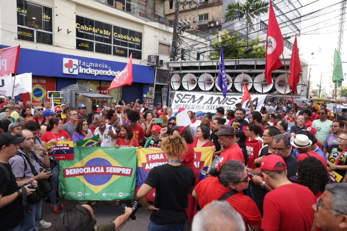Ato pró-democracia em memória do 8 de janeiro de 2023 (Foto: Crysli Viana/ DP Foto)