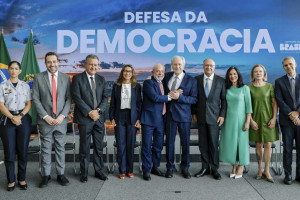  Cerim&ocirc;nia em Defesa da Democracia