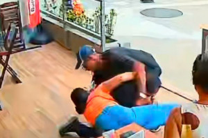 PM teve arma roubada em estabelecimento come4cial na Ilha do Leite