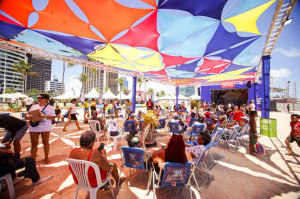 Abertura do Recife P&eacute; na Areia 2026 na orla de Boa Viagem
