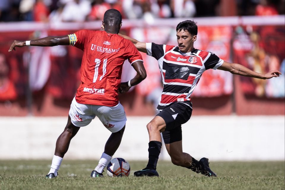 Santa Cruz e Bandeirante-SP se enfrentaram nesta sexta (9) pela 3ª rodada da Copinha 2026/Douglas Moreti/Reprodução/Santa Cruz FC