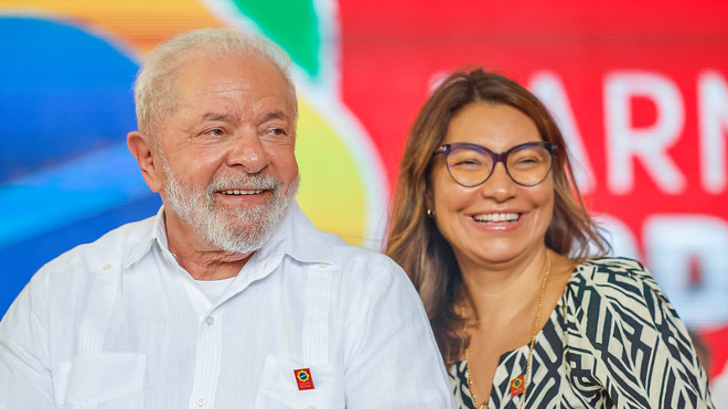 Presidente Luiz Inácio Lula da Silva ao lado da primeira dama, Janja Lula da Silva./Ricardo Stuckert/PR
