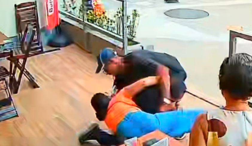 PM teve arma roubada em estabelecimento comercial na Ilha do Leite /Foto: Reprodução