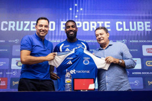 Gerson em apresenta&ccedil;&atilde;o no Cruzeiro