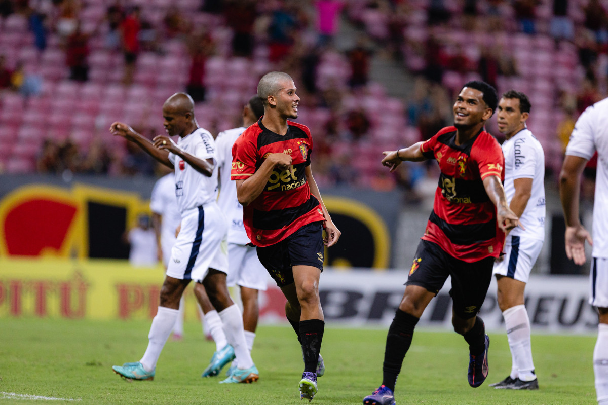Lipão e Micael, atacantes do Sport/Paulo Paiva/Sport Recife