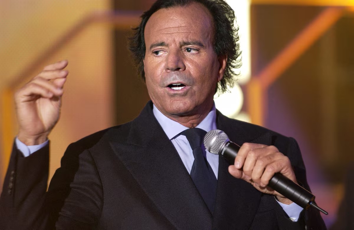 Julio Iglesias/Bertrand Guay/AFP
