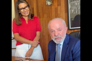 Lula e Janja conversaram com Wagner Moura e Kl&eacute;ber Mendon&ccedil;a Filho