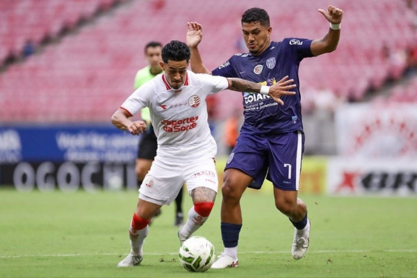 Decis&atilde;o x N&aacute;utico na Arena de Pernambuco