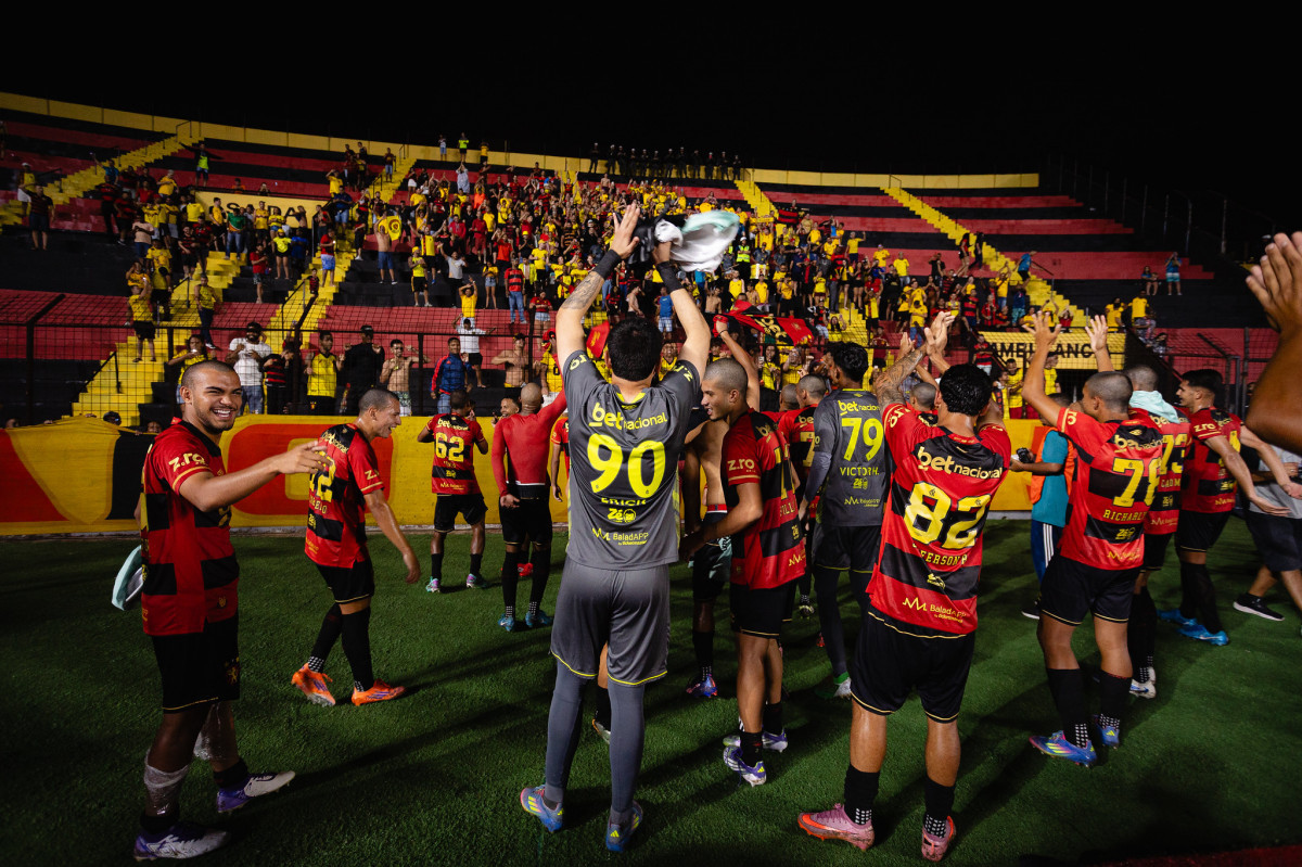 Equipe Sub-20 do Sport em partida contra o Retrô no Campeonato Pernambucano/Paulo Paiva/Sport Recife