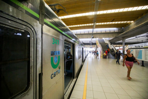 O Metrô do Recife, no bairro de São José (Foto: Crysli Viana/DP Foto)