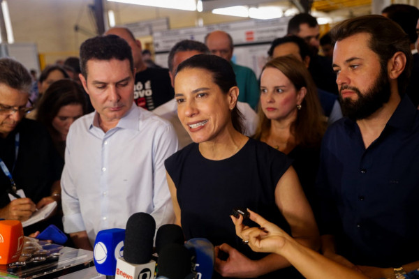 O ministro das Cidades, Jáder Barbalho Filho e a governadora Raquel Lyra realizaram vistoria técnica no Metrô do Recife (Crysli Viana/ DP Foto)