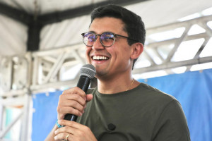 Vice-prefeito Victor Marques participou da cerim&ocirc;nia de entrega