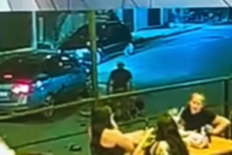 Cavalo morre após colisão com veículo em Jaboatão
/Reprodução/Redes Sociais