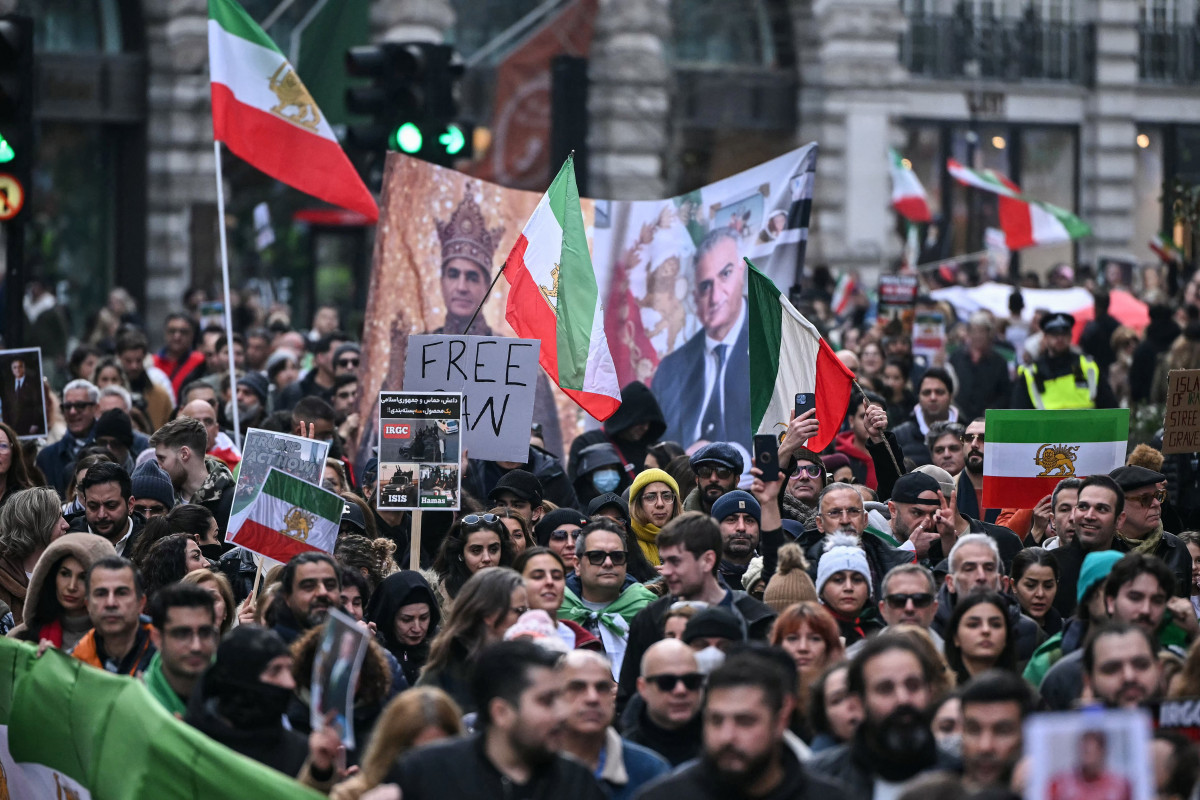Protestos no Irã já deixaram ao menos 5 mil mortos, diz funcionário do regime
 (Foto: HENRY NICHOLLS / AFP)