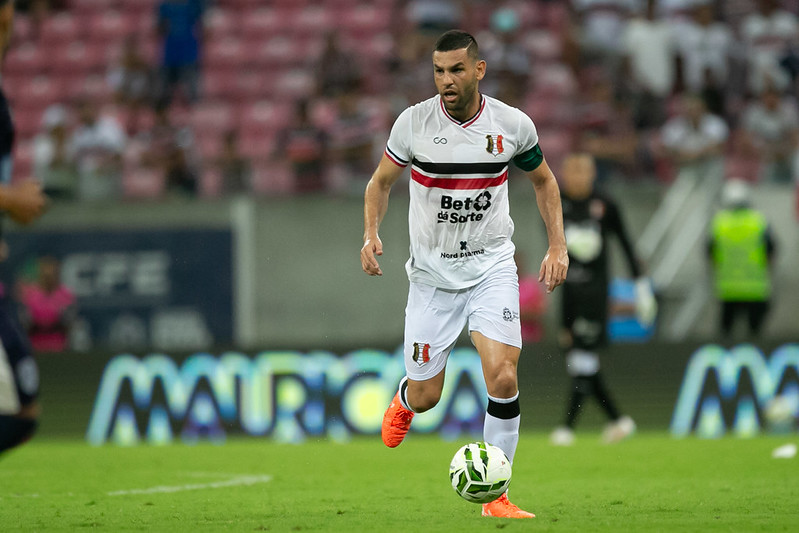 William Alves, zagueiro do Santa Cruz/Rafael Melo/FPF