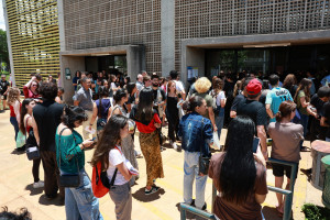 O n&uacute;mero de bolsas dispon&iacute;veis para este primeiro semestre do Programa Universidade Para Todos (Prouni) em 2026 foi divulgado nesta segunda-feira (19)