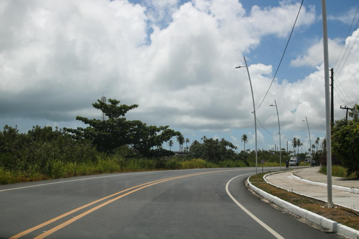 PE-009, que leva a Porto de Galinhas (Foto: Marina Torres/DP Foto)
