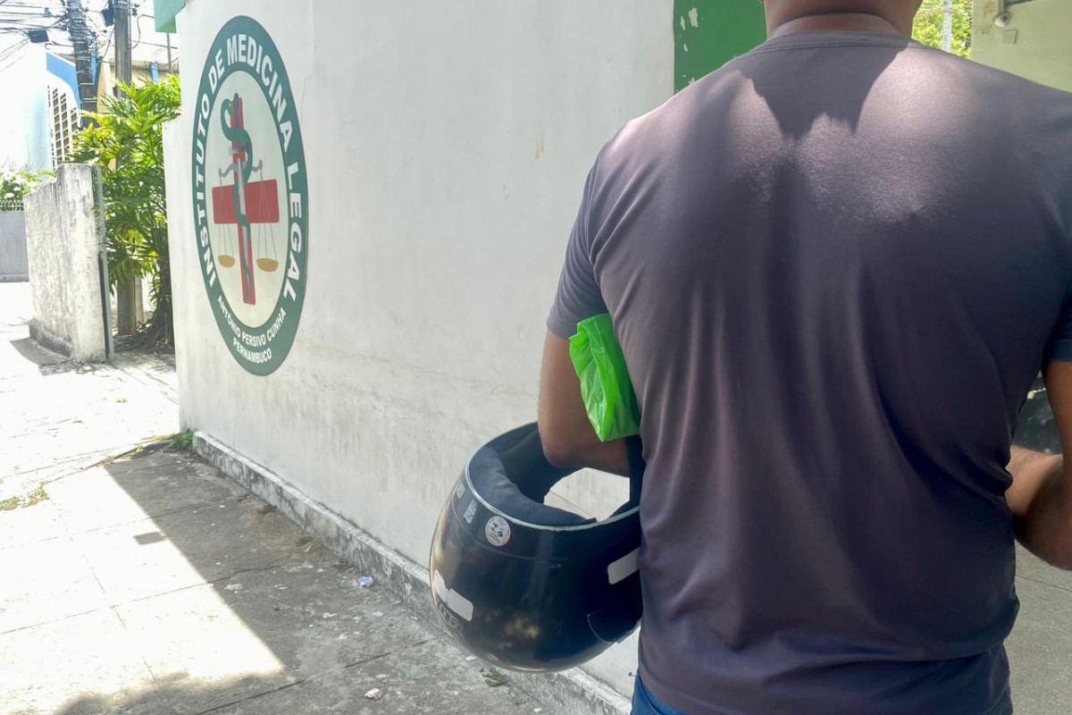 Sandro não quis mostrar o rosto e disse que a tragédia poderia ter sido bem pior /Cadu Silva/ DP