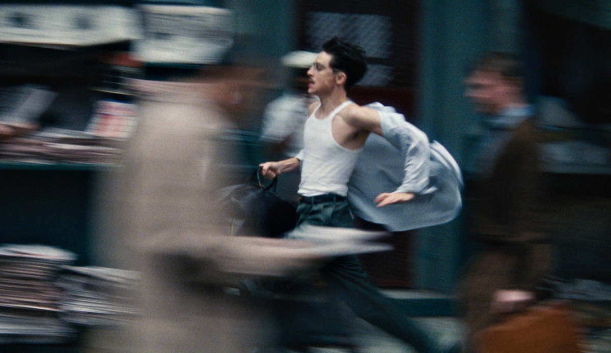 Filme é livremente inspirado na vida de um lendário jogador de tênis de mesa/A24/Divulgação