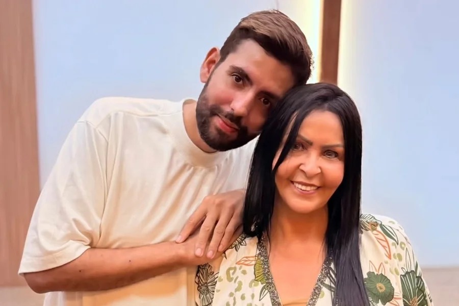 Weslley Carvalhaes e a cantora gospel Shirley Carvalhaes (Reprodução/Redes sociais)