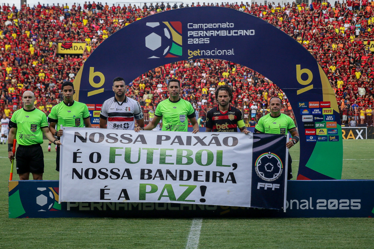 Clássico das Multidões entre Sport e Santa Cruz, na Ilha do Retiro, pela semifinal do Campeonato Pernambucano 2025/Rafael Vieira/FPF