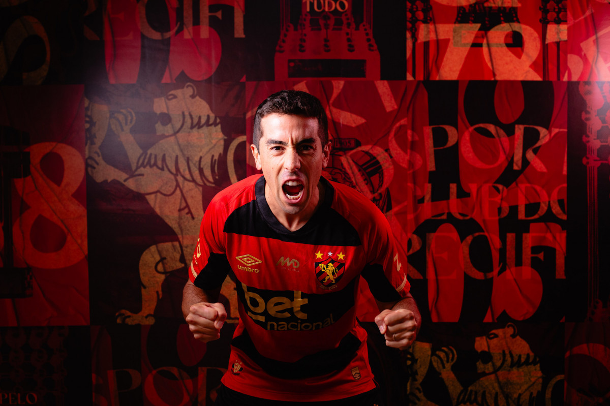 Meia-atacante Carlos de Pena, novo reforço do Sport/Paulo Paiva/Sport Recife