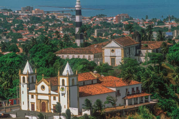 Um das paisagens da cidade de Olinda com a Igreja da Sé em primeiro plano

 (Fotos de divulgação/Crédito: Hans Manteufeul/Cortesia)
