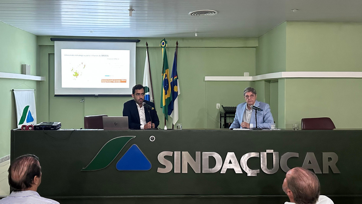 Projeto foi apresentado nesta segunda-feira (26), em palestra no Sindicato da Indústria do Açúcar e do Álcool no Estado de Pernambuco (Sindaçúcar-PE) para representantes de usinas do Nordeste/Foto: Thatiany Lucena/DP