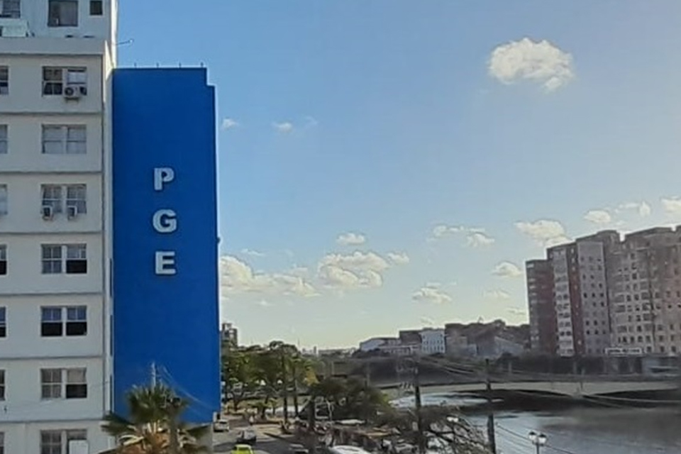 Procuradoria Geral do Estado de Pernambuco analisará decisão que suspende reajuste das passagens de ônibus/DIVULGAÇÃO/PGE