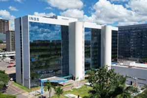 Nacionaliza&ccedil;&atilde;o da fila de an&aacute;lise de benef&iacute;cios do Instituto Nacional do Seguro Social (INSS) concluiu 60 mil an&aacute;lises de pedidos de benef&iacute;cios 