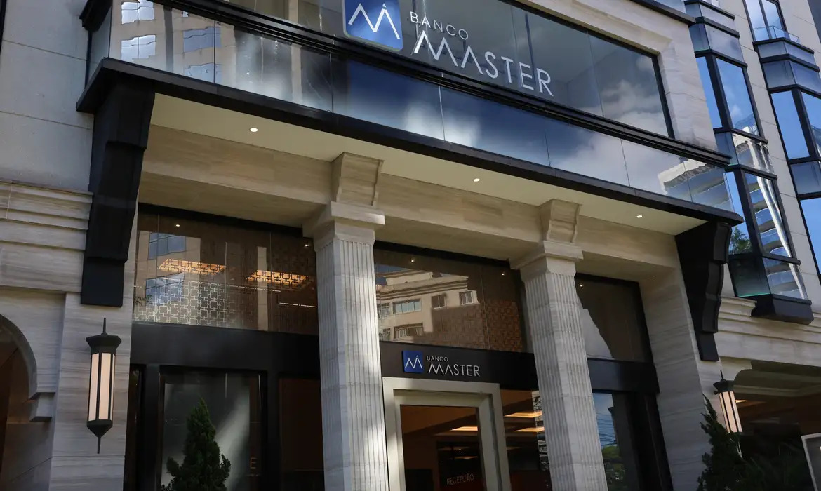 Por determinação do ministro relator do caso no Supremo, Dias Toffoli, o segundo dia consecutivo de colheita de depoimentos seria nesta terça-feira/Rovena Rosa/Agência Brasil)